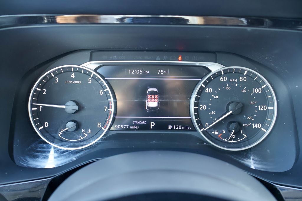 2023 Nissan Pathfinder SV