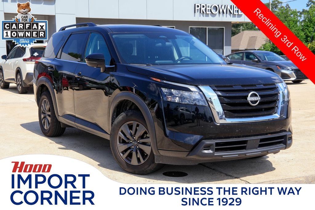 2024 Nissan Pathfinder SV