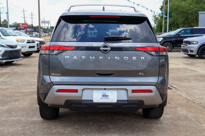 2024 Nissan Pathfinder SL