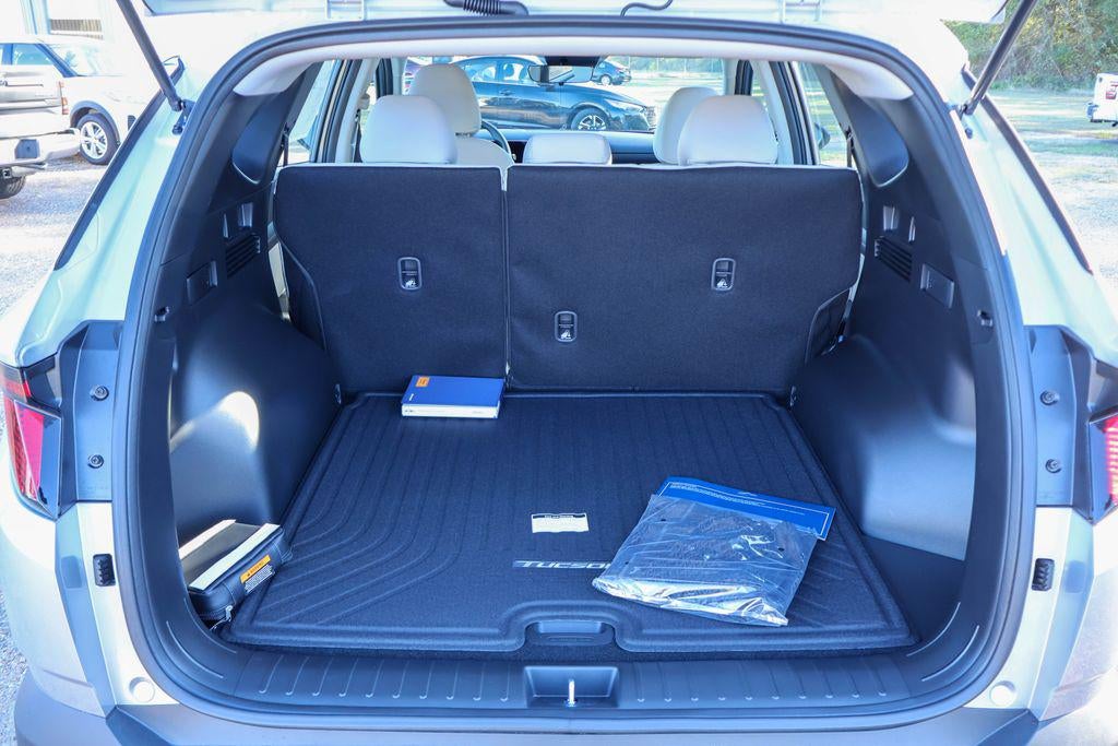 2026 Hyundai TUCSON SE FWD