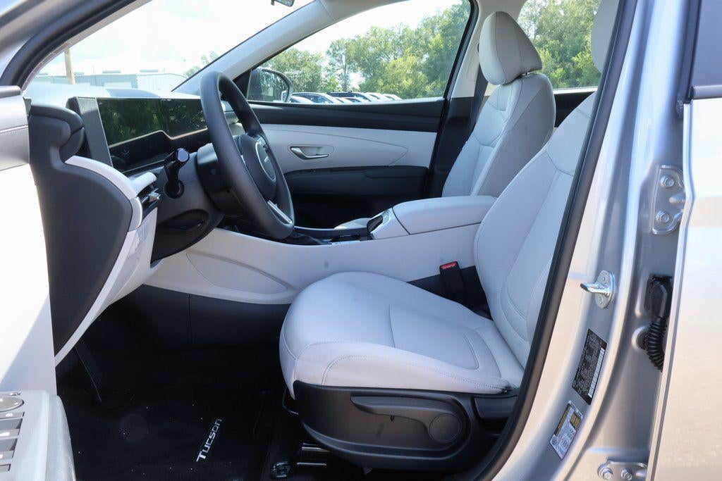 2026 Hyundai TUCSON SE FWD