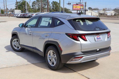 2026 Hyundai TUCSON SE FWD