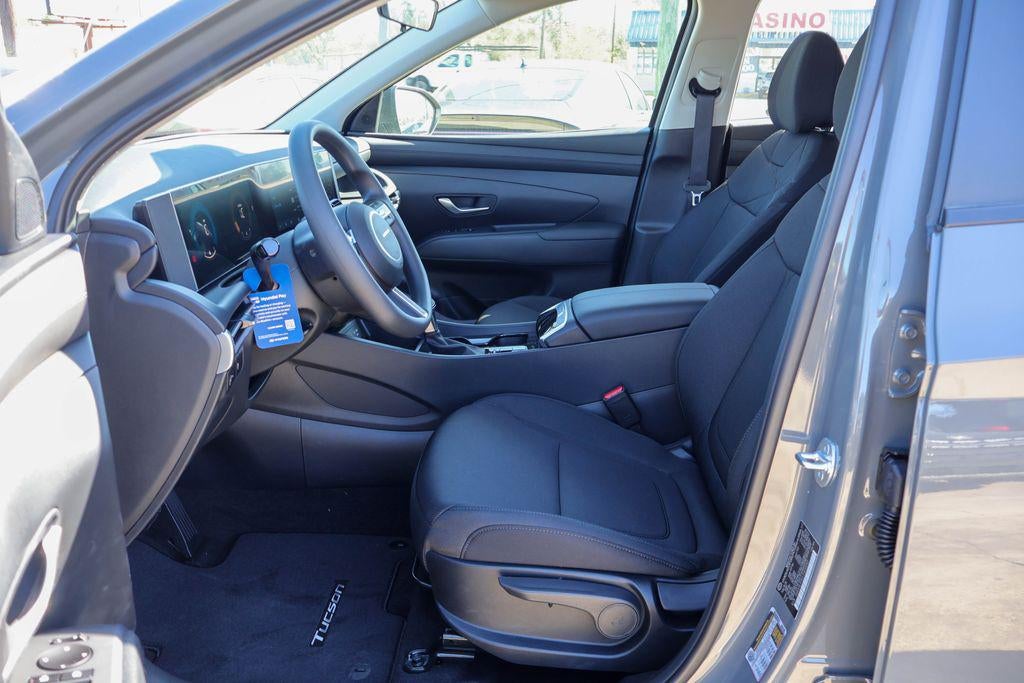 2026 Hyundai TUCSON SE FWD