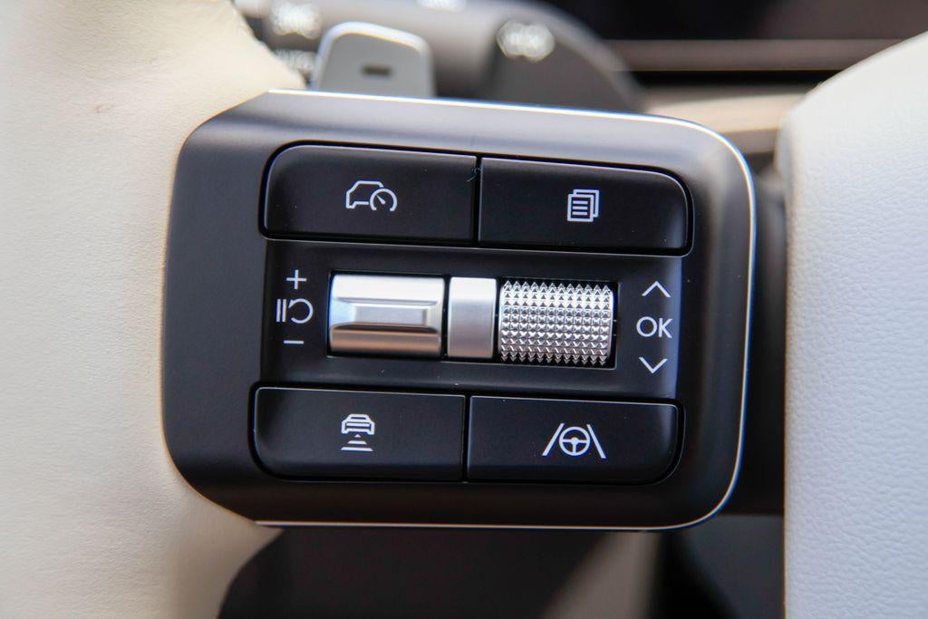 2026 Hyundai SANTA FE SE FWD