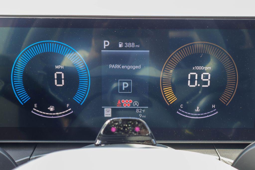 2026 Hyundai SANTA FE SEL FWD