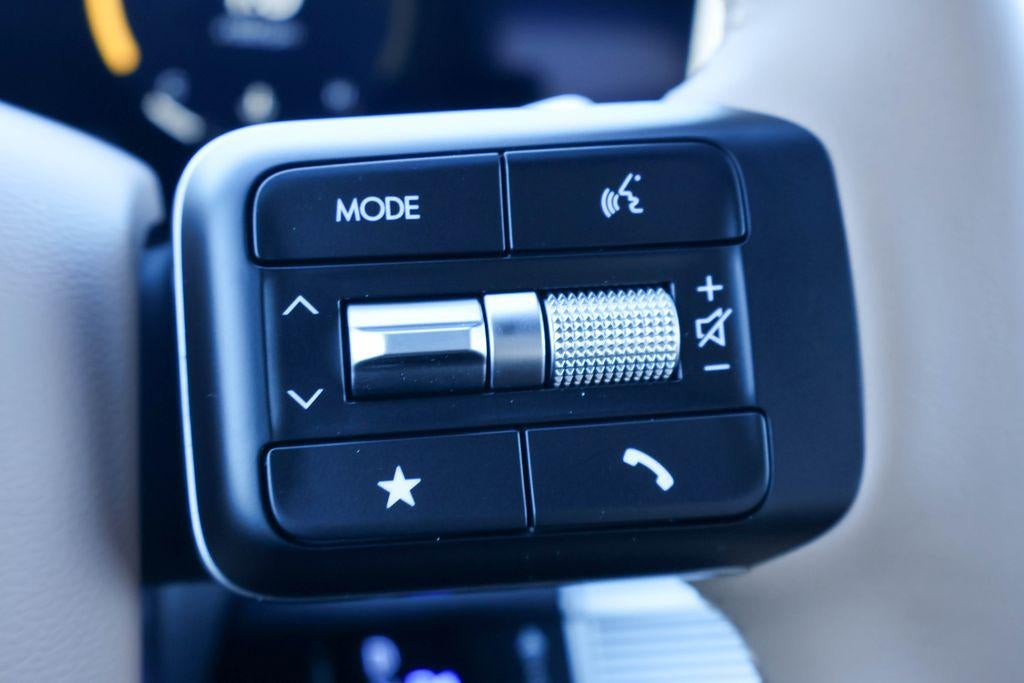 2026 Hyundai SANTA FE Limited FWD