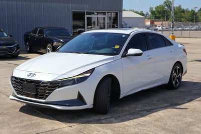 2022 Hyundai ELANTRA SEL
