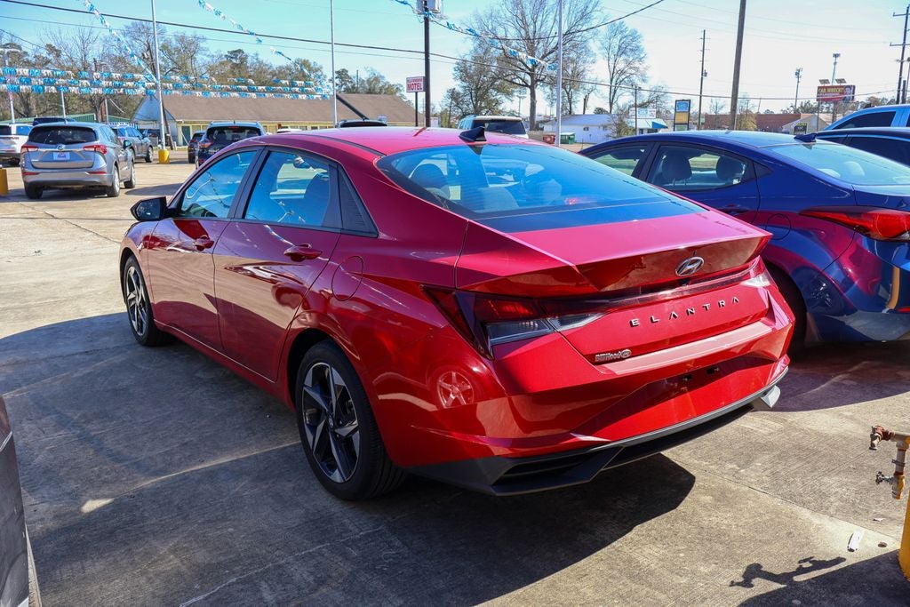 2023 Hyundai ELANTRA SEL