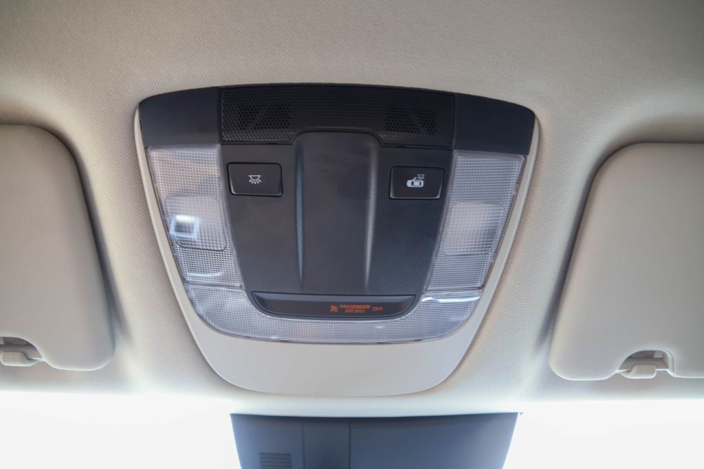 2025 Kia Sportage LX - Photo 18
