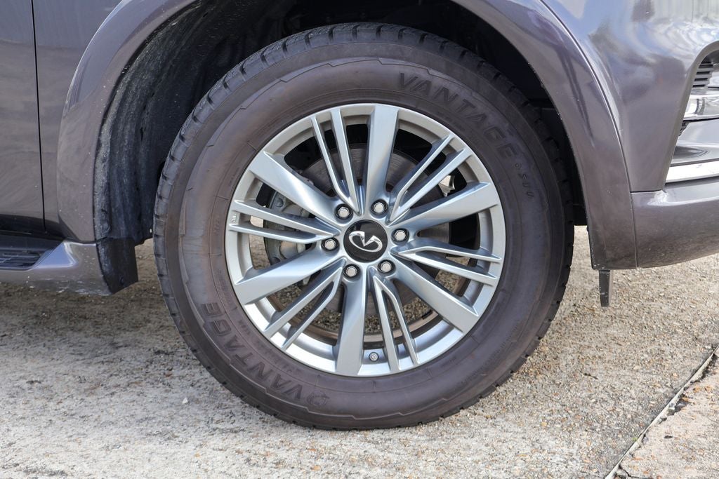 2024 INFINITI QX80 LUXE