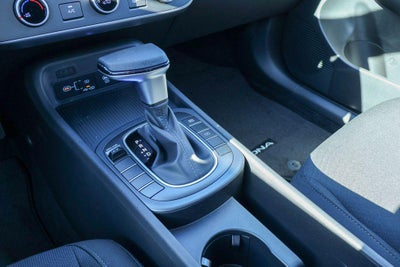 2026 Hyundai KONA SE FWD