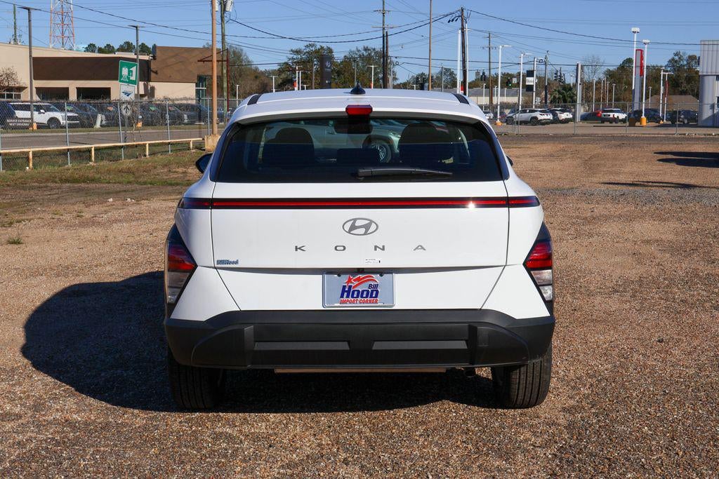 2026 Hyundai KONA SE FWD