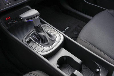 2026 Hyundai KONA SE FWD