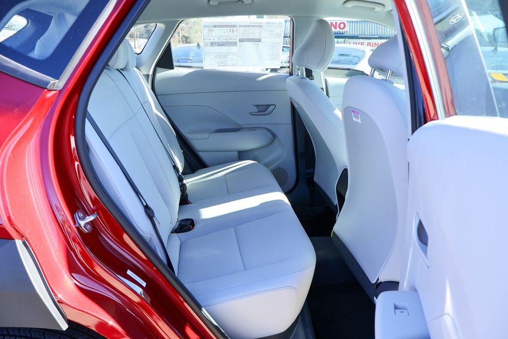 2026 Hyundai KONA SE FWD