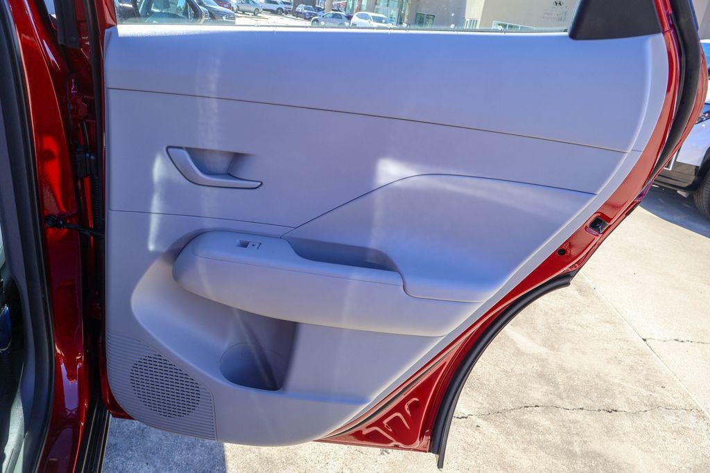 2026 Hyundai KONA SE FWD