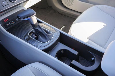 2026 Hyundai KONA SE FWD