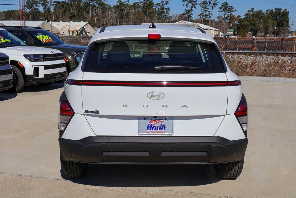 2026 Hyundai KONA SE FWD