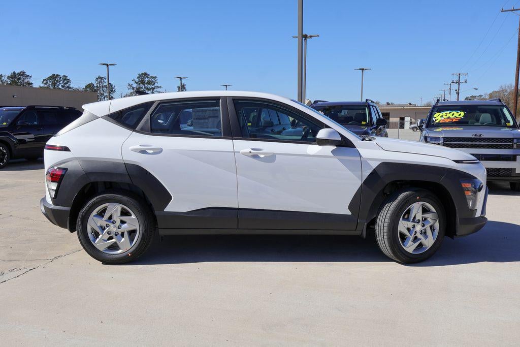 2026 Hyundai KONA SE FWD
