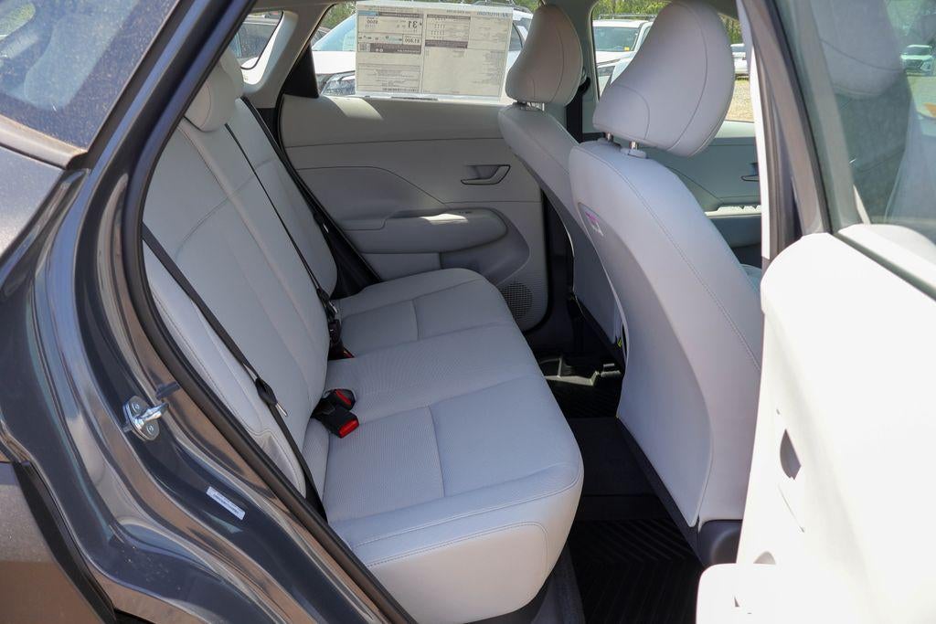 2026 Hyundai KONA SE FWD