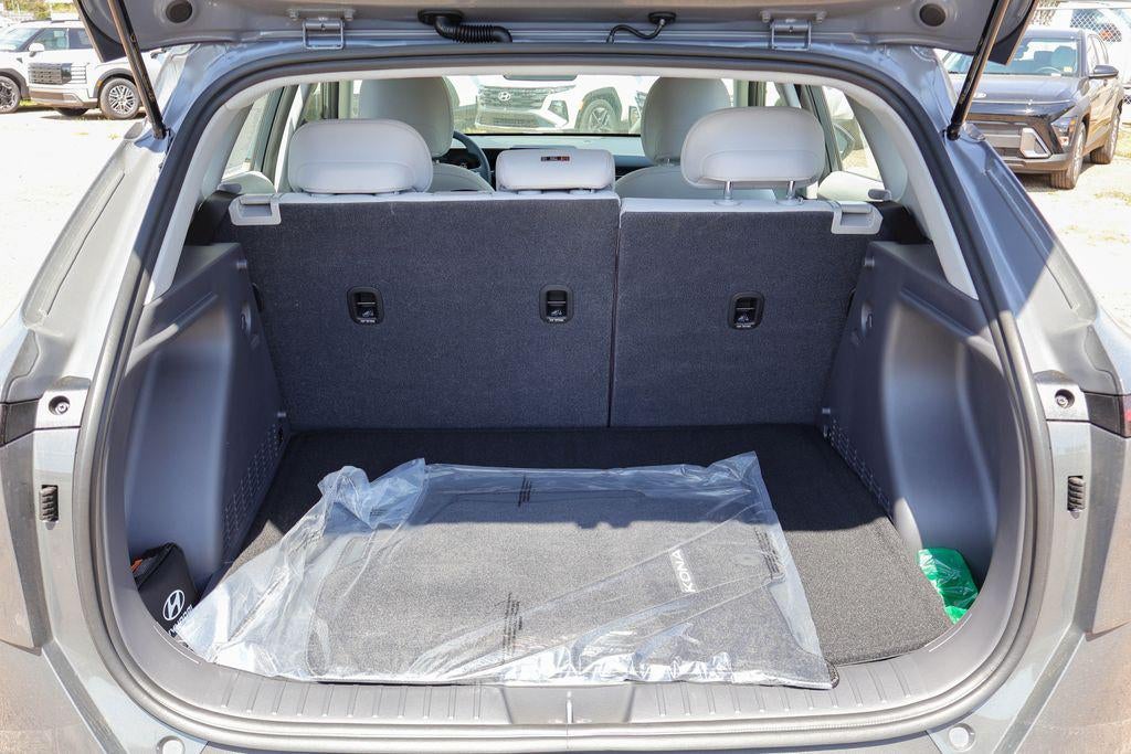 2026 Hyundai KONA SE FWD