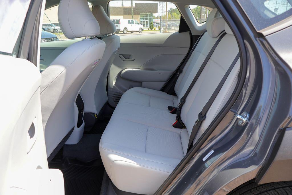 2026 Hyundai KONA SE FWD