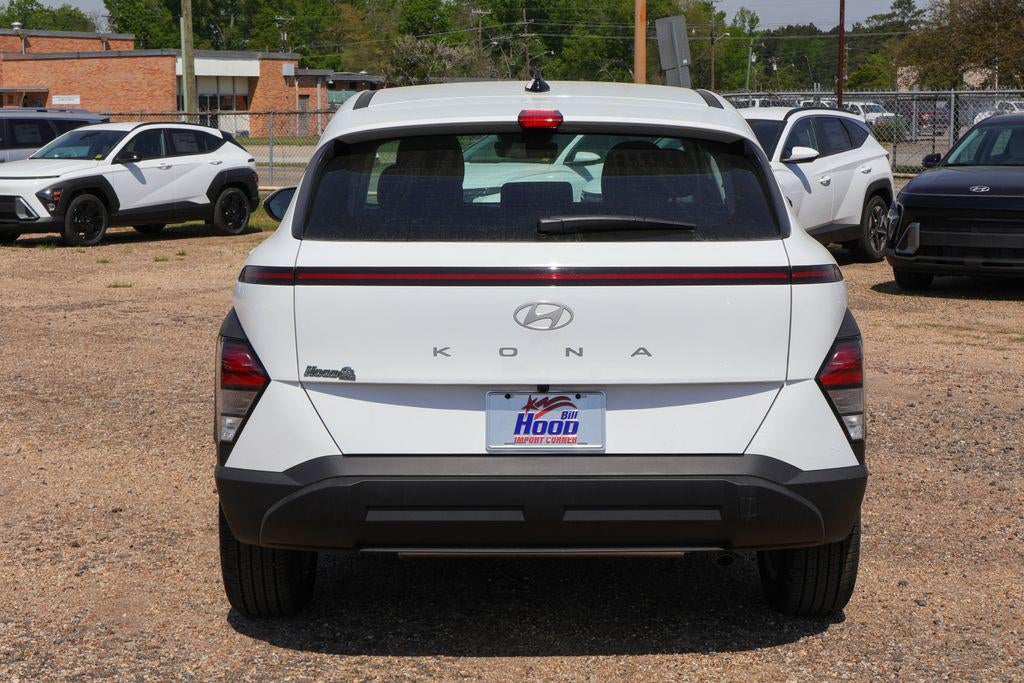 2026 Hyundai KONA SE FWD