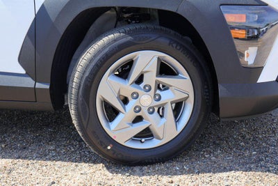 2026 Hyundai KONA SE FWD