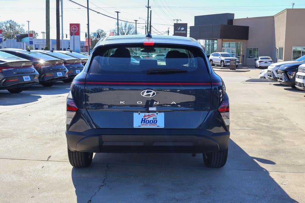 2026 Hyundai KONA SE FWD