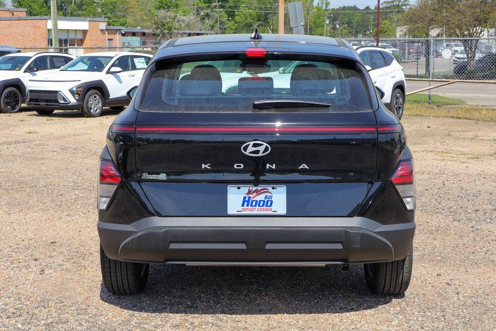 2026 Hyundai KONA SE FWD