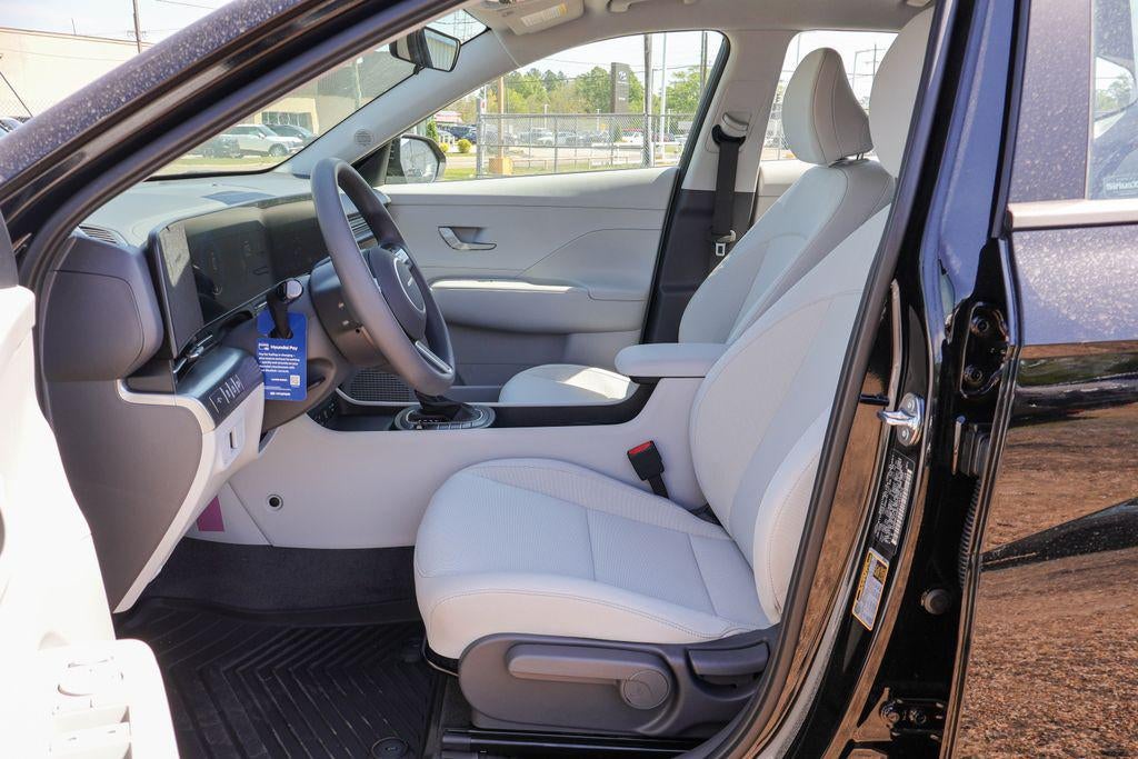 2026 Hyundai KONA SE FWD