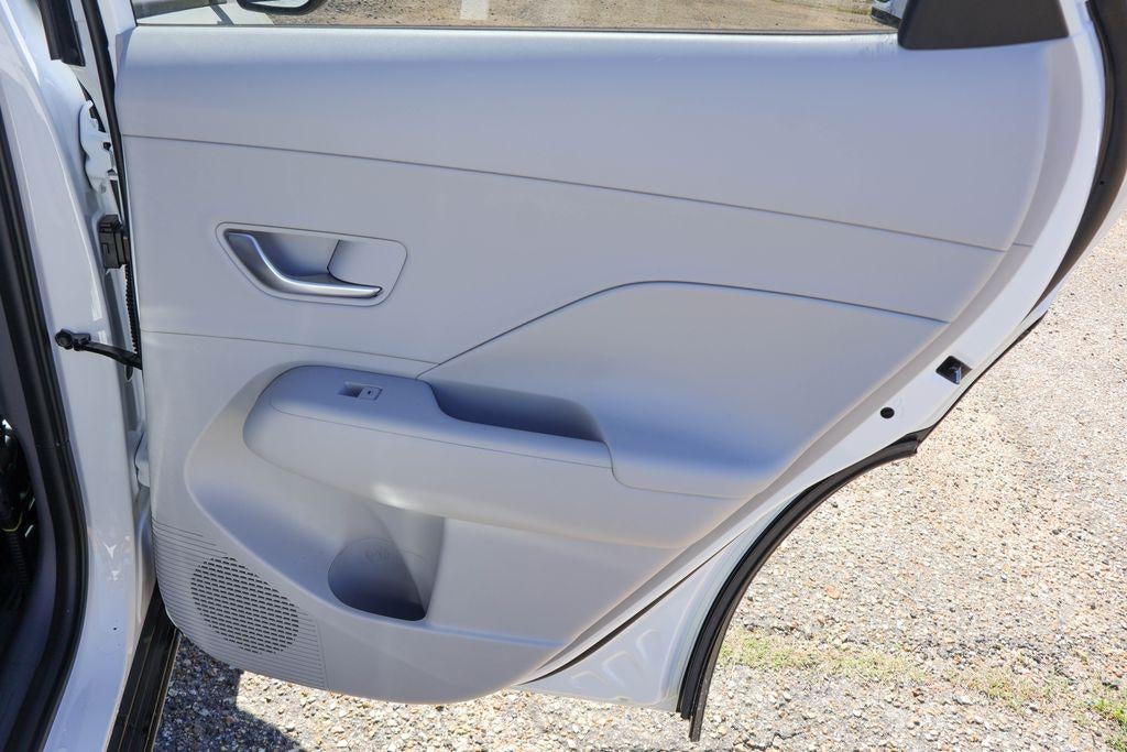 2026 Hyundai KONA SEL Premium FWD