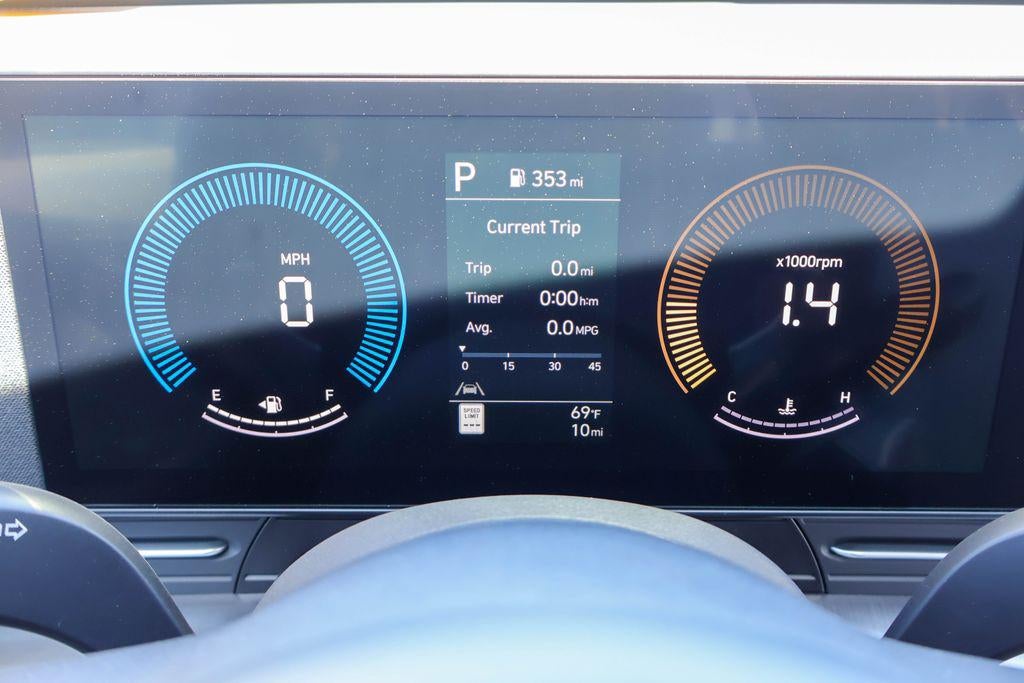 2026 Hyundai KONA SEL Premium FWD