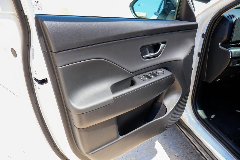 2026 Hyundai KONA SEL Premium FWD