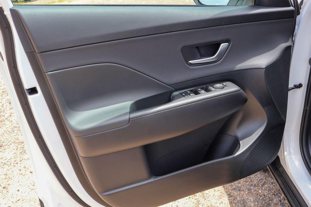 2026 Hyundai KONA SEL Premium FWD
