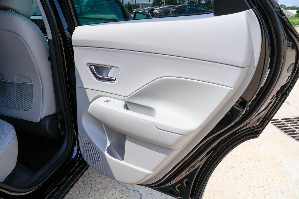 2026 Hyundai KONA SEL Premium FWD