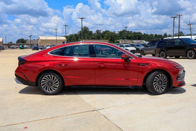 2026 Hyundai SONATA HYBRID SEL