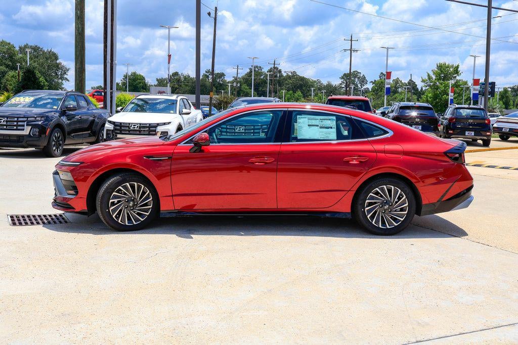 2026 Hyundai SONATA HYBRID SEL