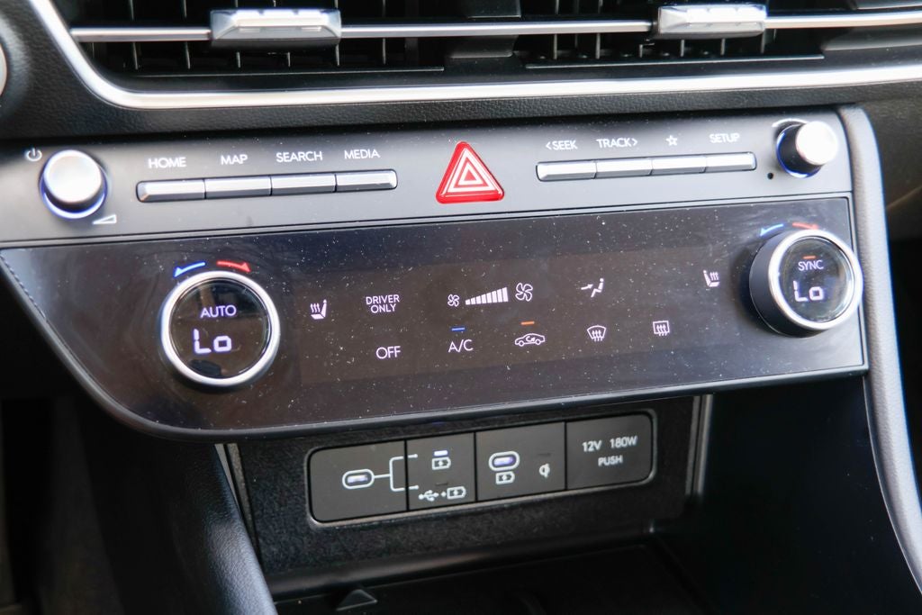 2025 Hyundai SONATA HYBRID SEL
