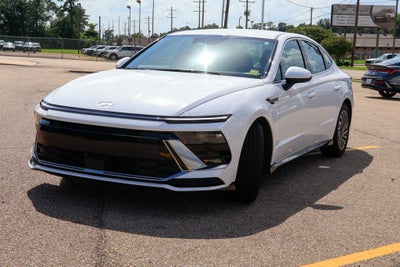 2025 Hyundai SONATA HYBRID SEL
