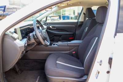 2025 Hyundai SONATA HYBRID SEL