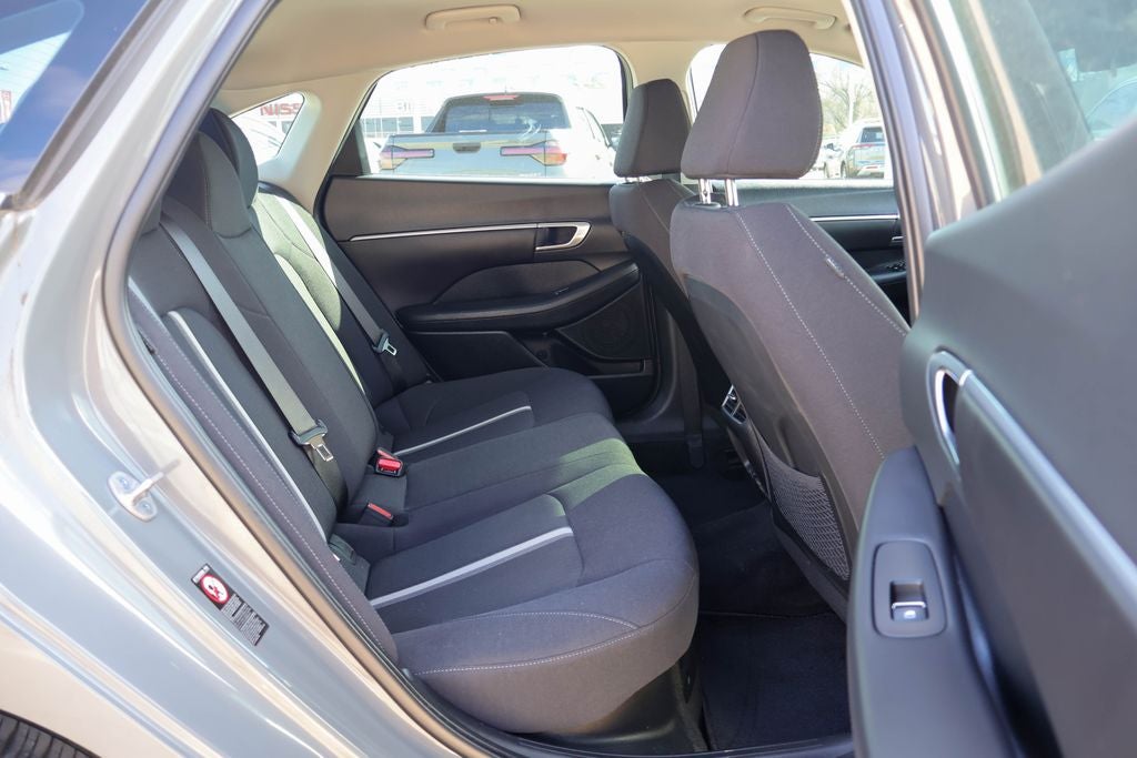 2023 Hyundai SONATA HYBRID SEL