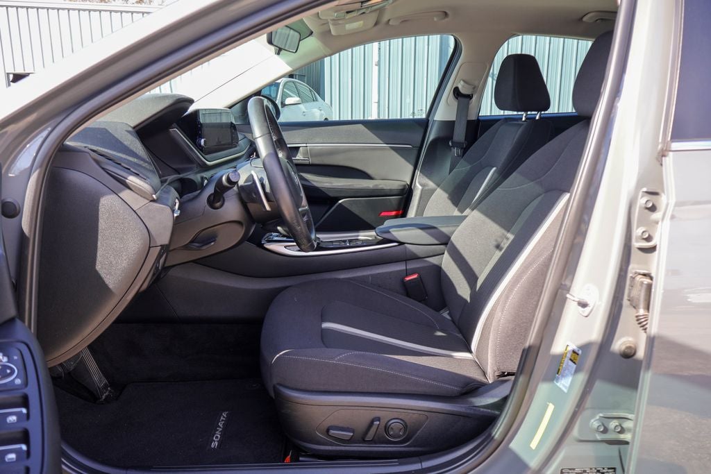 2023 Hyundai SONATA HYBRID SEL