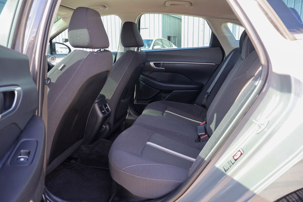 2023 Hyundai SONATA HYBRID SEL