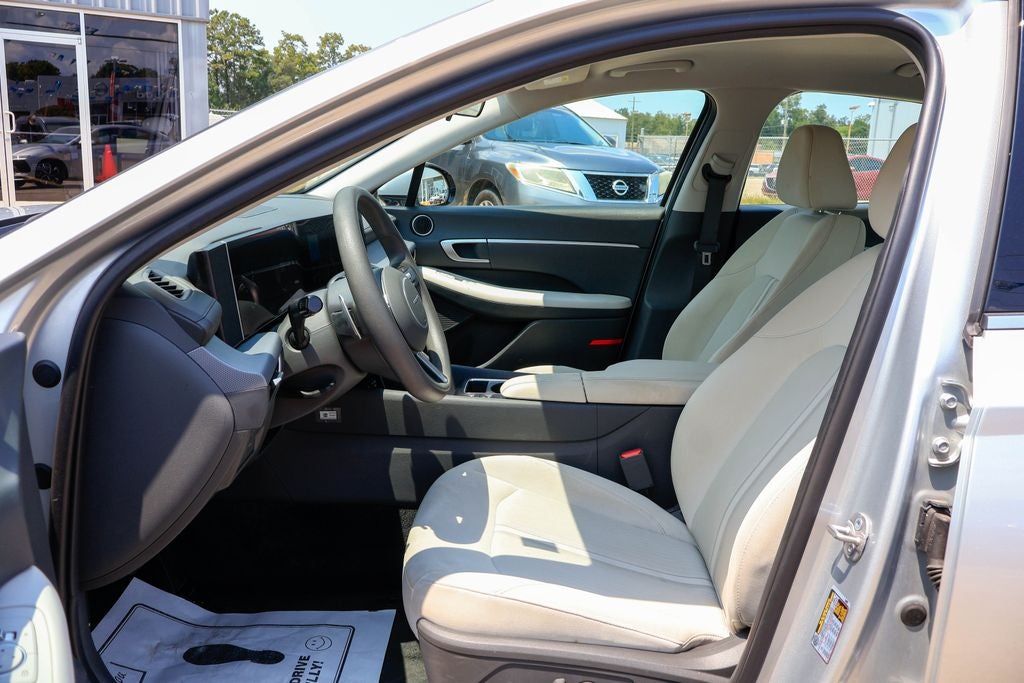 2025 Hyundai SONATA SEL