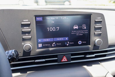 2026 Hyundai ELANTRA SE