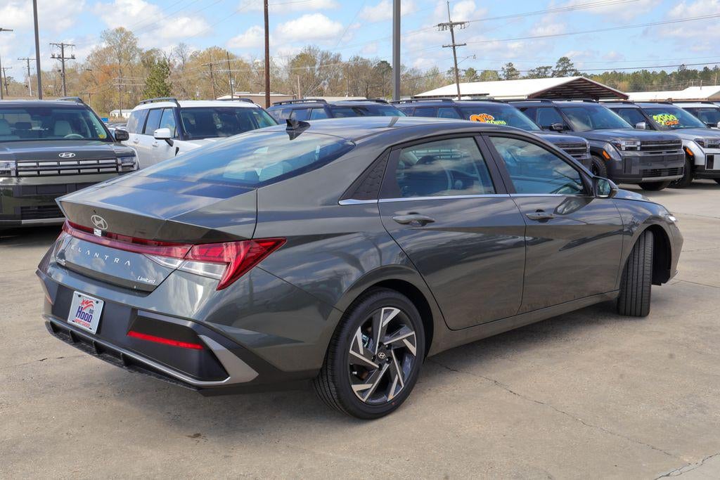 2026 Hyundai ELANTRA Limited