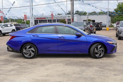2025 Hyundai ELANTRA Limited