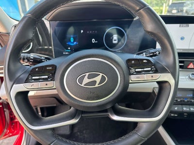 2025 Hyundai ELANTRA Limited