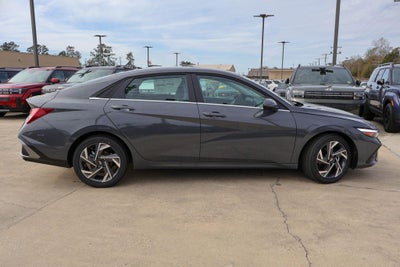 2026 Hyundai ELANTRA Limited