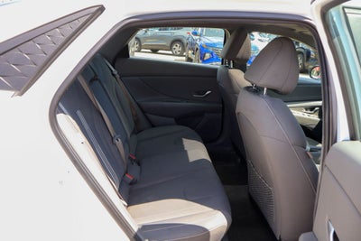 2025 Hyundai ELANTRA SEL Convenience